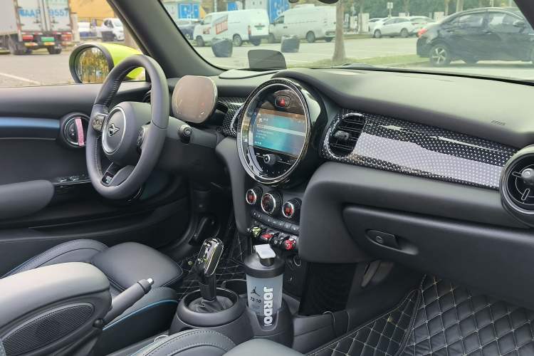 Used MINI MINI 2022 Updated 1.5T COOPER CABRIO Sidewalk