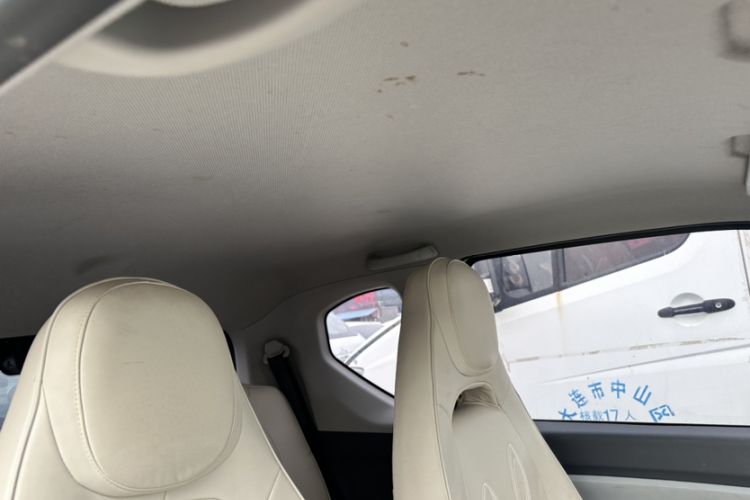 Used Wuling Hongguang MINIEV 2022 Macaron Premium Model – Lithium Ternary Battery