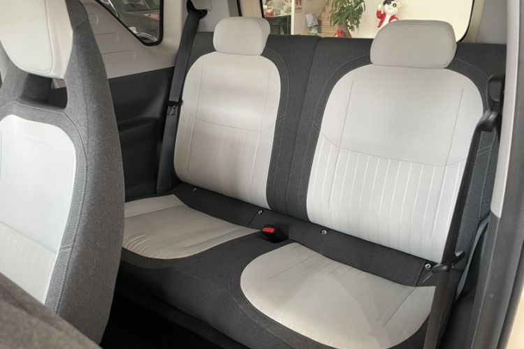 Used Geely Galaxy Panda 2025 210 km – Yuanqi Bear Interior 5