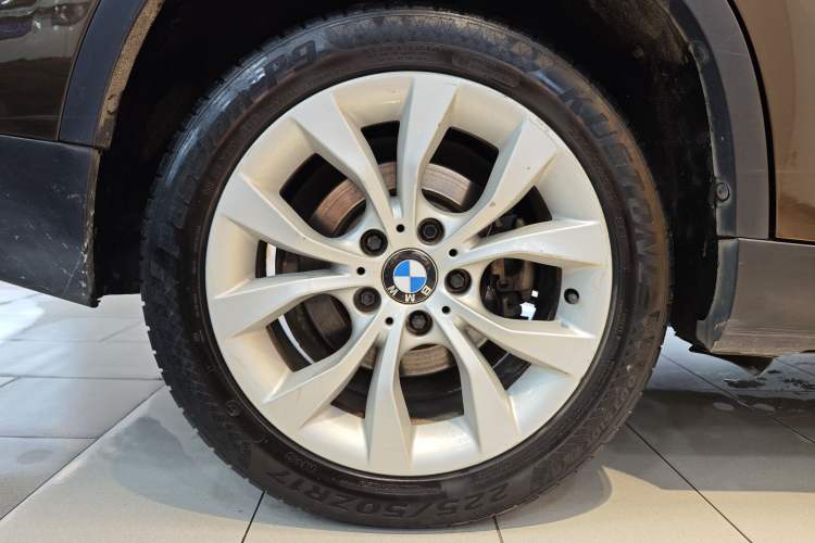 Used BMW X1 2013 sDrive18i Leading Model
