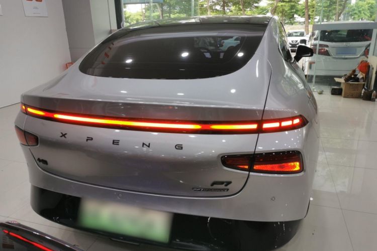 Used XPeng P7 2023 P7i 610 Max Performance Edition
