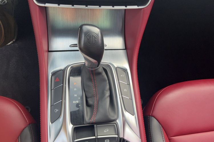 Used MG HS 2018 30T Automatic 2WD Trophy Hormone-Driven Edition China V Standard Gear Lever