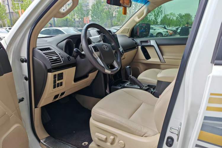 Used Toyota Prado 2016 2.7L Automatic Standard Edition
