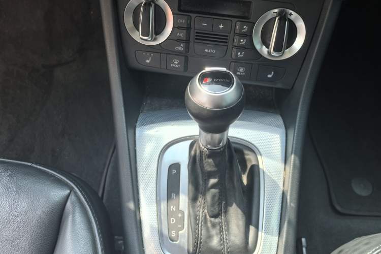 Used Audi Q3 2015 35 TFSI Millionth Anniversary Comfort Model