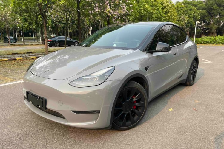 Used Tesla Model Y 2021 Standard Range Rear-Wheel Drive Version