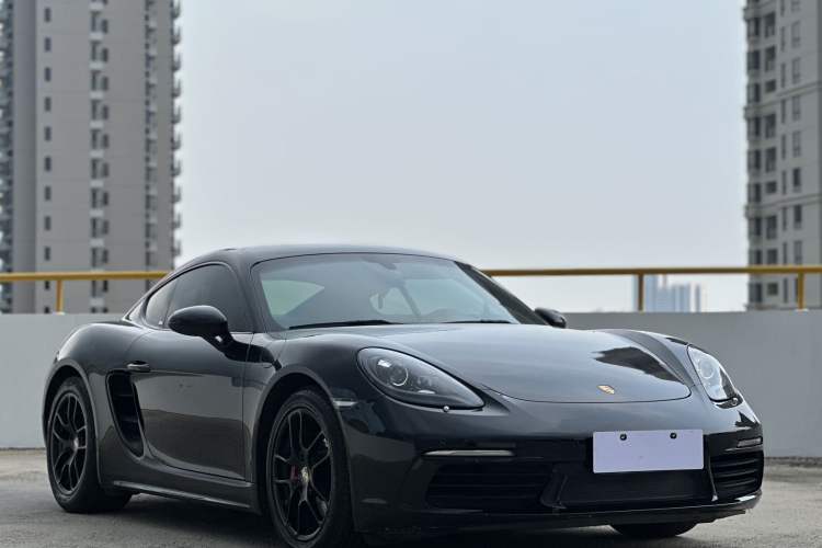 Used Porsche 718 2018 Cayman 2.0T
