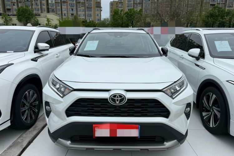 Used Toyota RAV4 2022 2.0L CVT 4x4 Style Plus Edition
