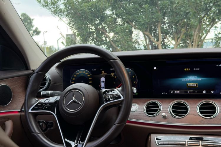 Used Mercedes-Benz E-Class 2023 Updated E 300 L Fashion Edition

