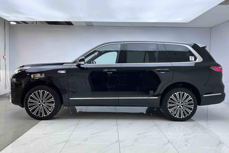Used Geely Galaxy M9 2025 Model 210km Four-Wheel-Drive Leading Edition
