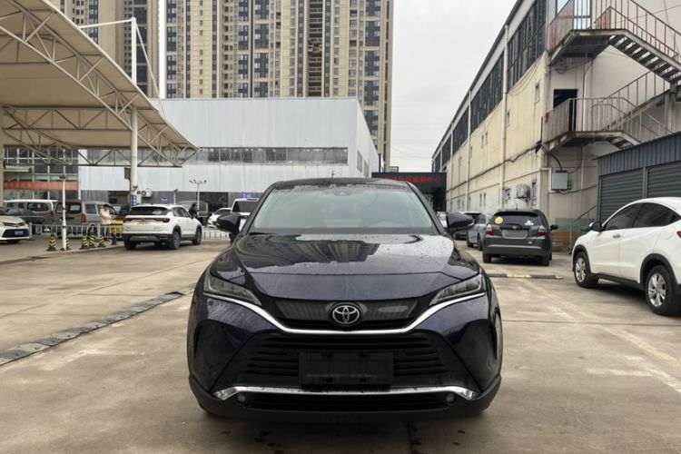 Used Toyota Harrier 2022 2.0L CVT Two-Wheel Drive Deluxe Edition
