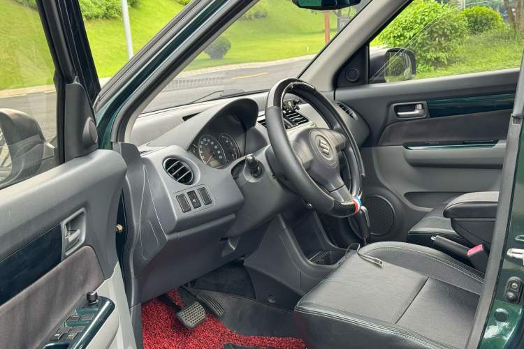 Used Suzuki Swift 2016 1.5L Automatic Fashionable Coolplay Edition
