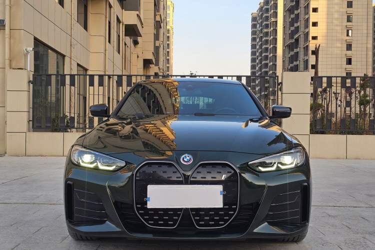 Used BMW i4 2022 eDrive40