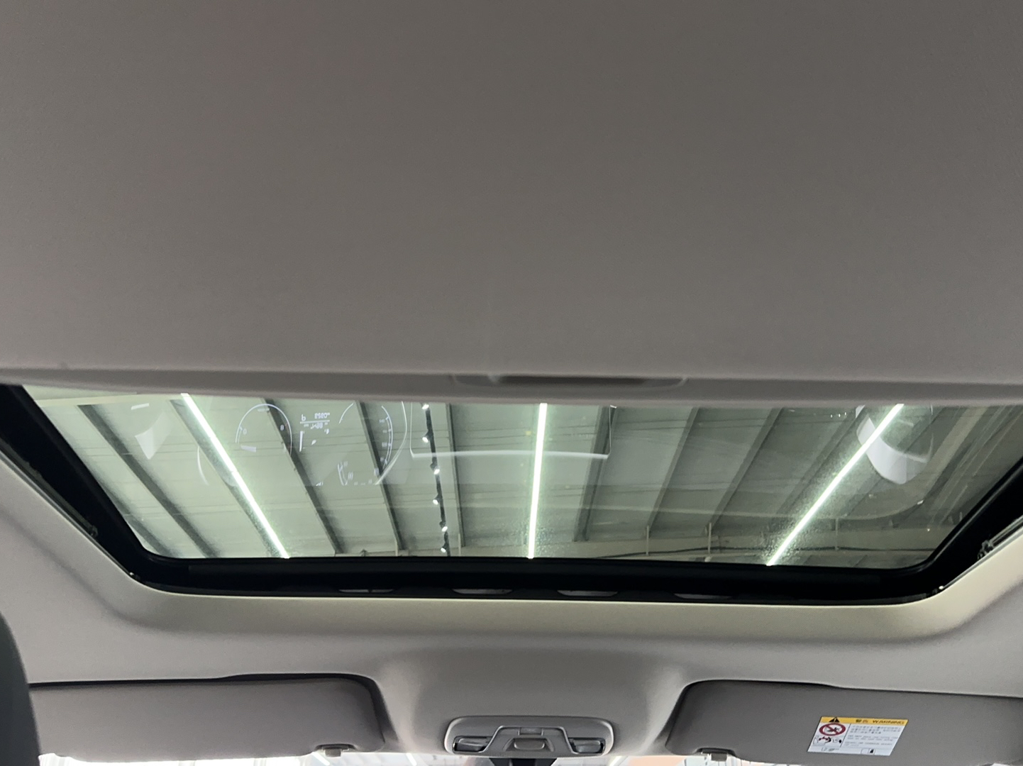 Geely Auto Coolray 2025 Model 1.5L CVT Superpower Edition MAX — снимка 11