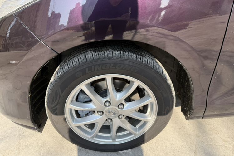 Used BYD M6 2015 2.4L Automatic Luxury Model
