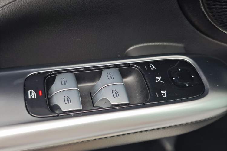 Used Mercedes-Benz C-Class 2022 Restyled C 260 L Sport Edition Interior 1