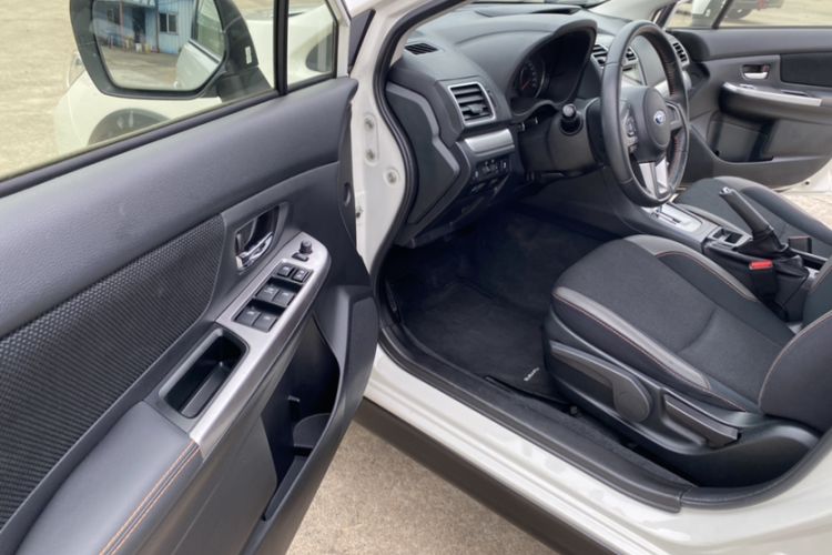 Used Subaru XV 2016 2.0i Comfort Navigation Edition