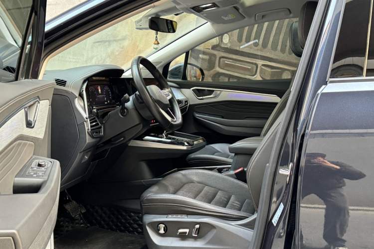 Used Volkswagen Talagon 2022 380TSI All-Wheel-Drive Luxury Prestige Pro 7-Seater
