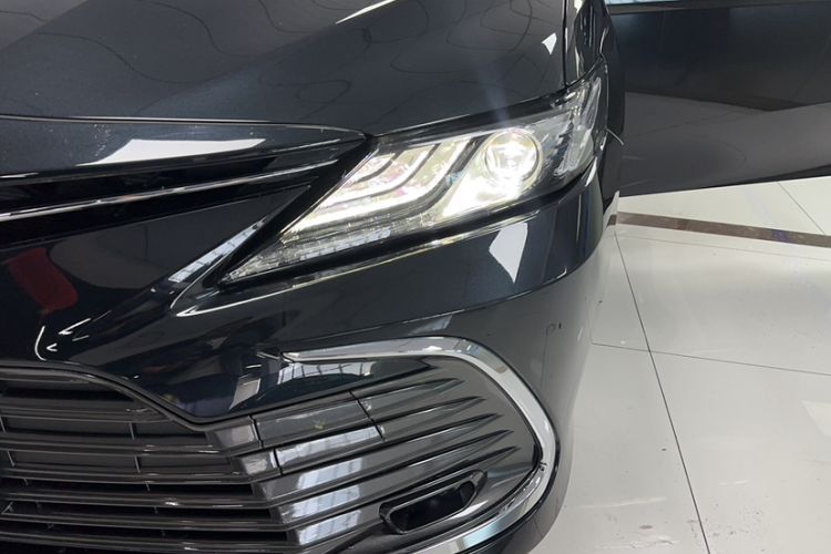 Used Toyota Camry 2023 2.0G Luxury Edition
