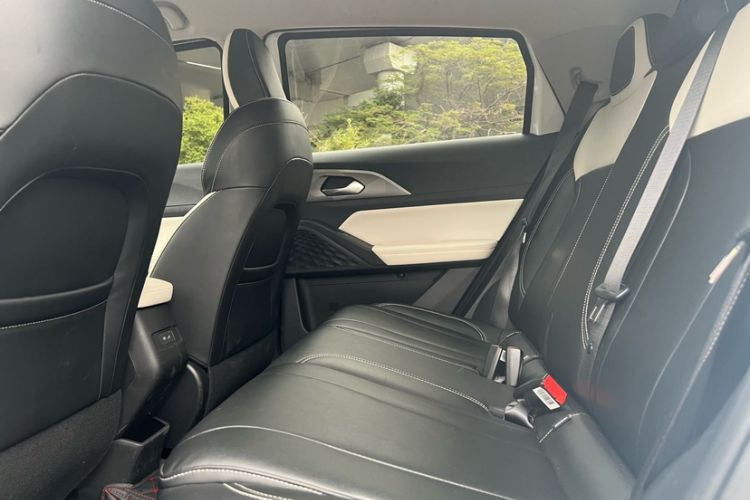 Used Geometry E Firefly 2024 301km Starlight