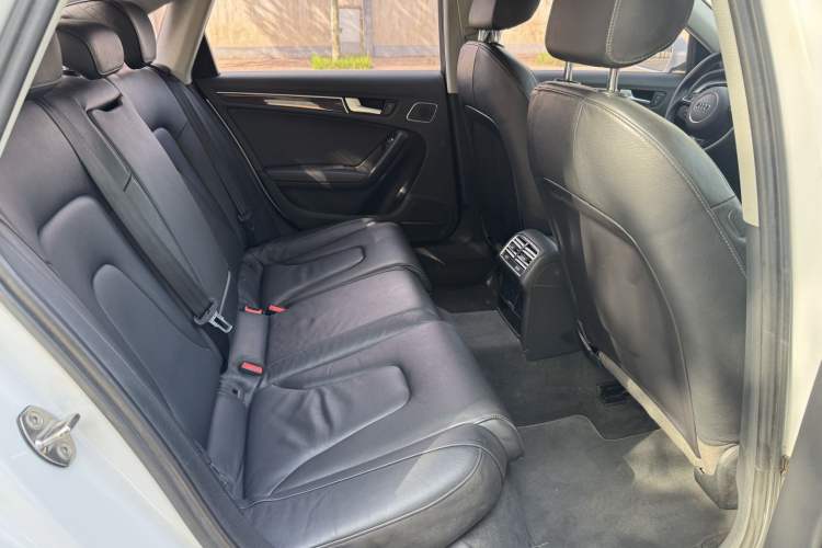 Used Audi A4L 2015 35 TFSI Automatic Comfort Model