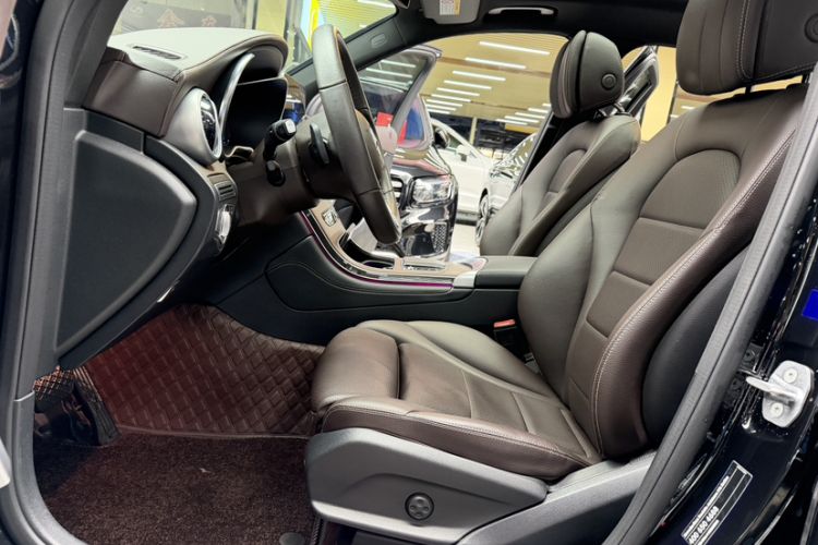 Used Mercedes-Benz GLC 2022 Refreshed GLC 300 L 4MATIC Dynamic Edition
