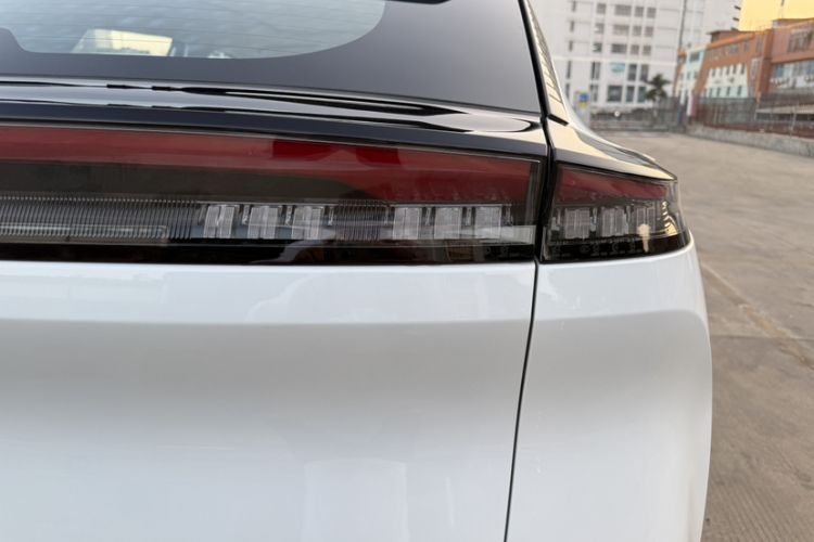 Used HEDMOS 06 2025 Model 520km
