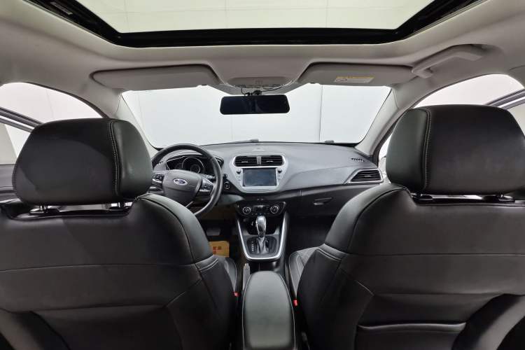 Used Ford Escort 2019 Revised Version 1.5L Automatic Enjoyment Type China VI Standard Interior 8