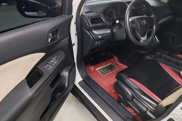 Used Honda CR-V 2016 2.0L Two-Wheel Drive Classic Edition