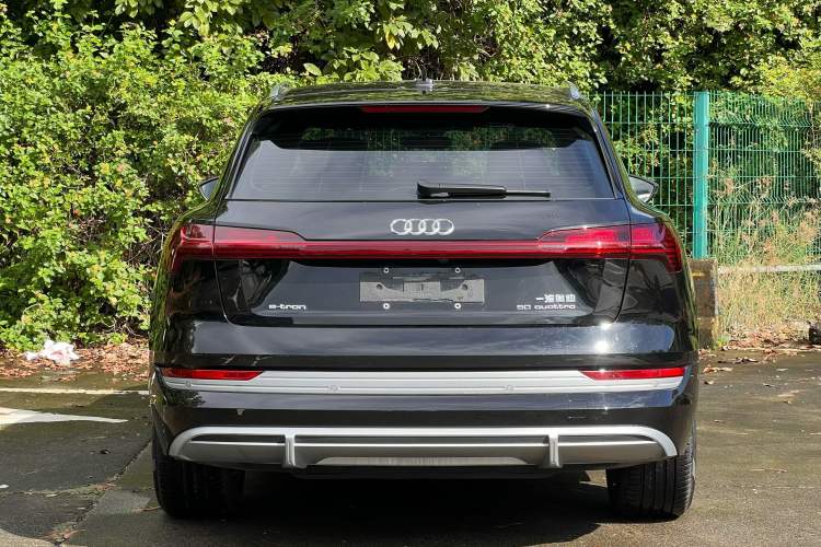 Used Audi e-tron 2021 50 quattro Prestige Edition
