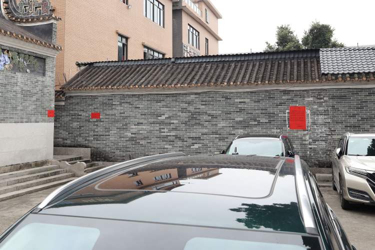 Used Landian E5 PLUS 2025 120km Standard Travel Custom Edition 7 Seats Exterior 12