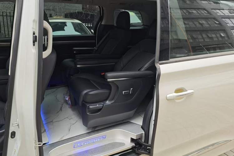 Used GAC Trumpchi M8 2024 Lingxiu Series 390T Luxury Edition
