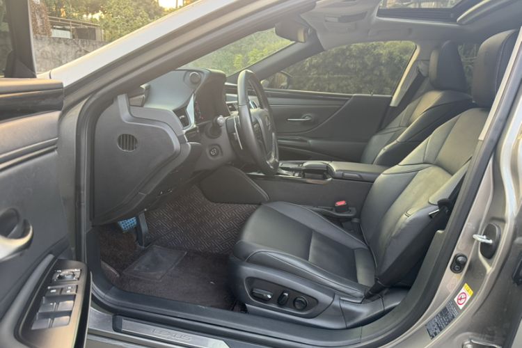 Used Lexus ES 2018 200 Excellence Edition China V Standard