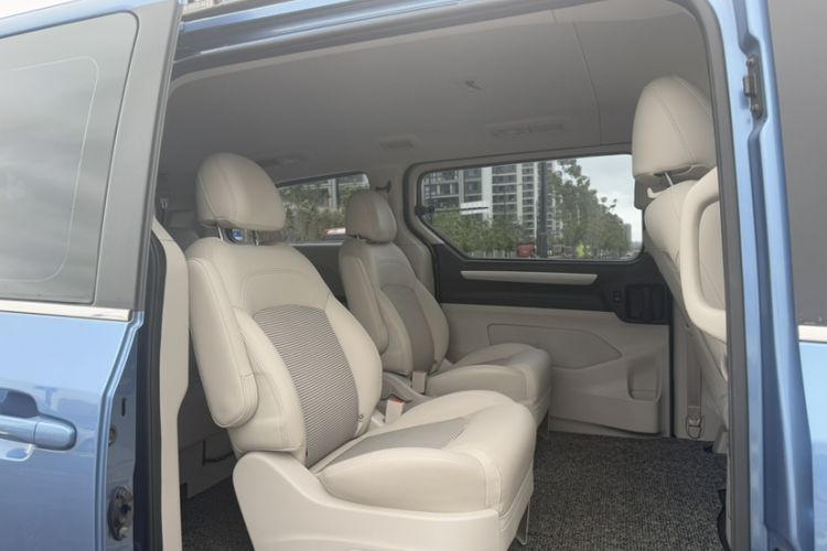 Used SAIC MAXUS G10 2016 2.0T Automatic Fashion Edition
