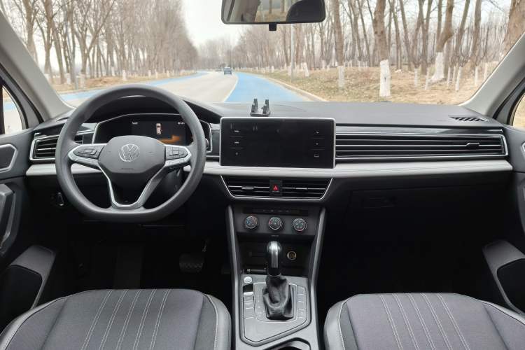 Used Volkswagen Tiguan L 2022 330TSI Automatic Two-Wheel Drive Comfort Edition