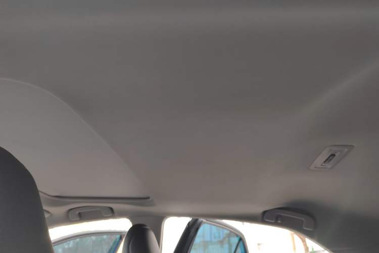 Used Toyota Camry 2023 2.0G Luxury Edition Interior 8