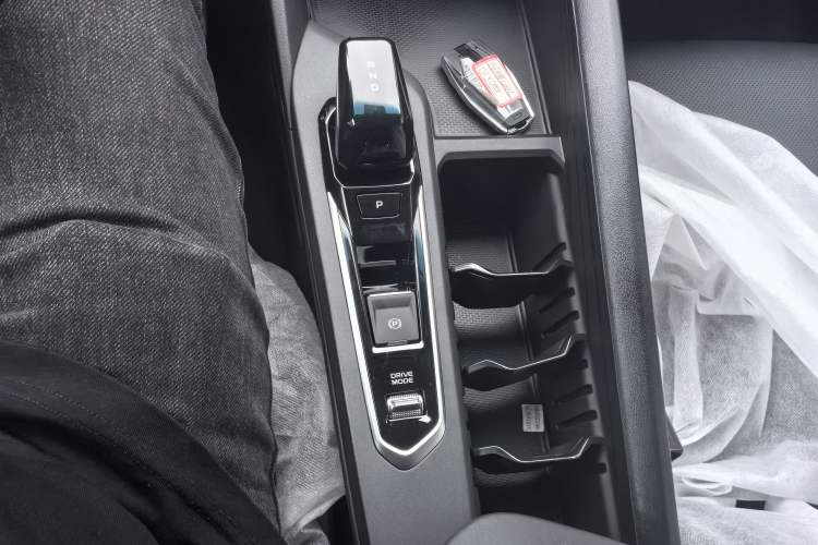 Used Geely Auto Binray 2024 Binrui COOL 1.5T DCT Longteng Edition Gear Lever