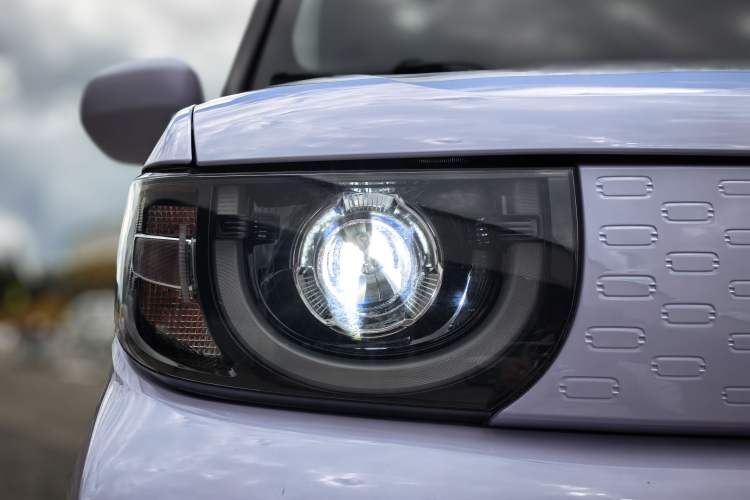 Used Chery New Energy QQ Ice Cream 2022 120km Conical Shape Lithium Iron Phosphate