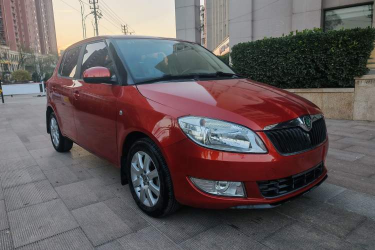 Used Skoda Fabia 2012 1.4L Automatic Crystal Edition