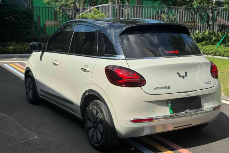 Used Wuling Bingo 2023 333 km Lingxi Connected+ Version