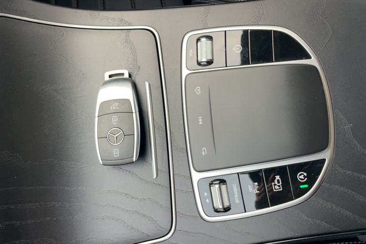 Used Mercedes-Benz C-Class 2021 C 200 L Fashion Edition Sport Version Left Rear Seat