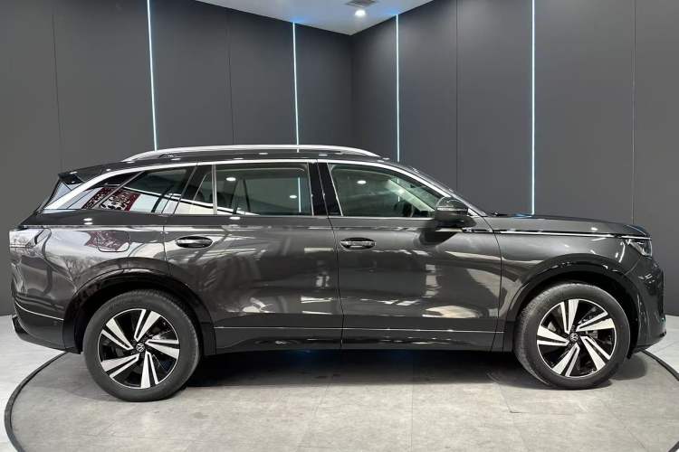 Used Volkswagen Tavendor 2023 380TSI Four-Wheel Drive R-Line Cruise Edition Exterior 5