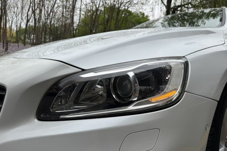 Used Volvo V60 2015 T5 Zhiya Edition Exterior 1