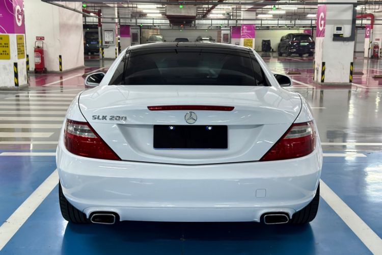 Used Mercedes-Benz SLK-Class 2011 SLK 200 Fashion Model

