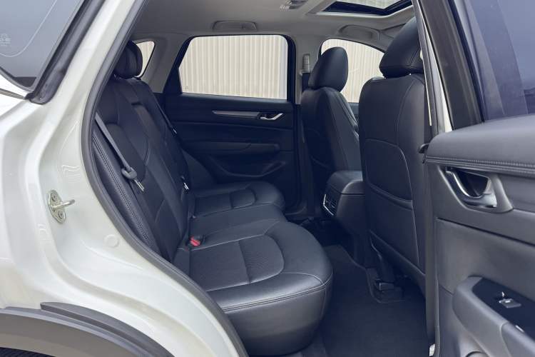 Used Mazda CX-5 2024 2.0L Automatic Two-Wheel Drive ZhiShang Version Interior 5