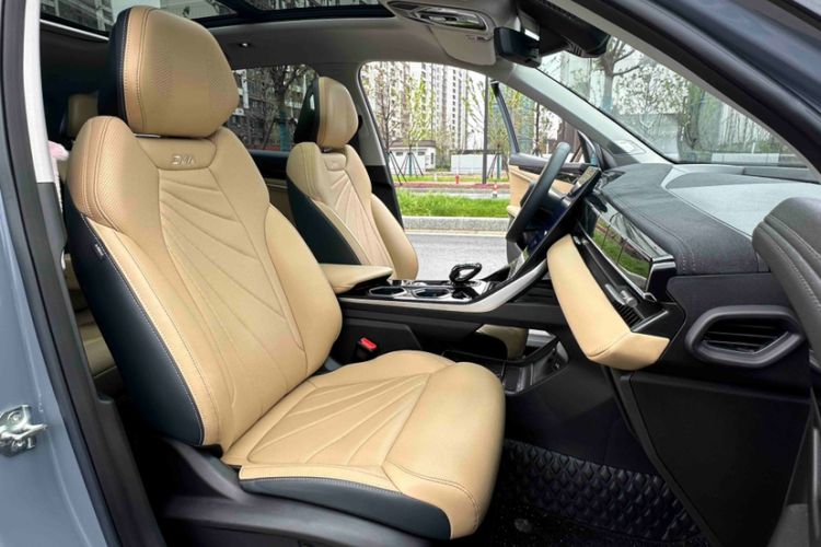 Used Geely Auto FX11 2023 2.0TD DCT Prestige Edition Interior 6