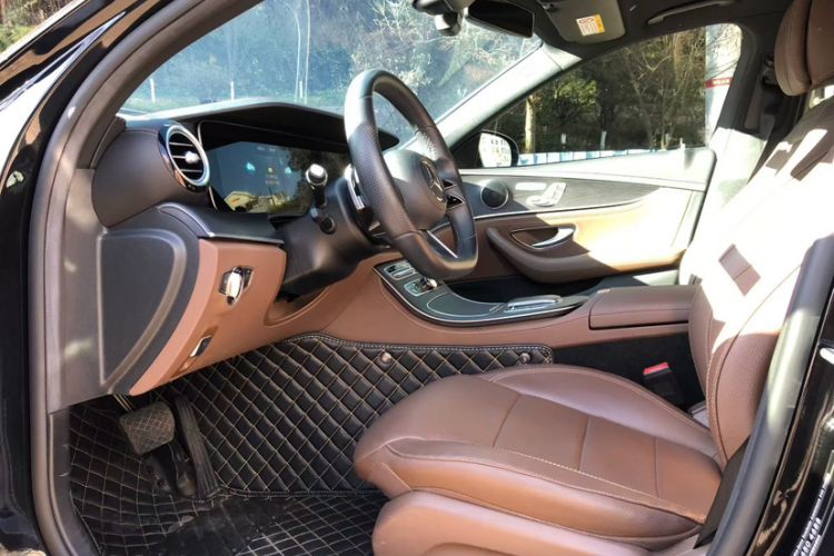 Used Mercedes-Benz E-Class 2021 E 300 L Sporty and Stylish Model
