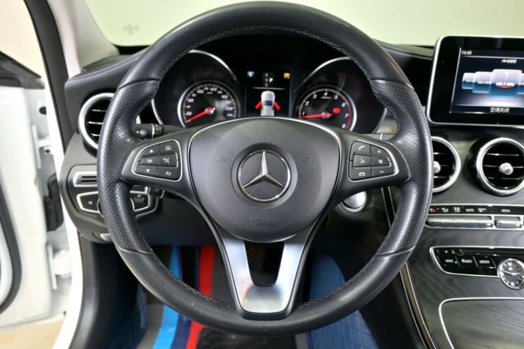 Used Mercedes-Benz C-Class 2018 C 200 L 4MATIC Sport Edition Interior 3