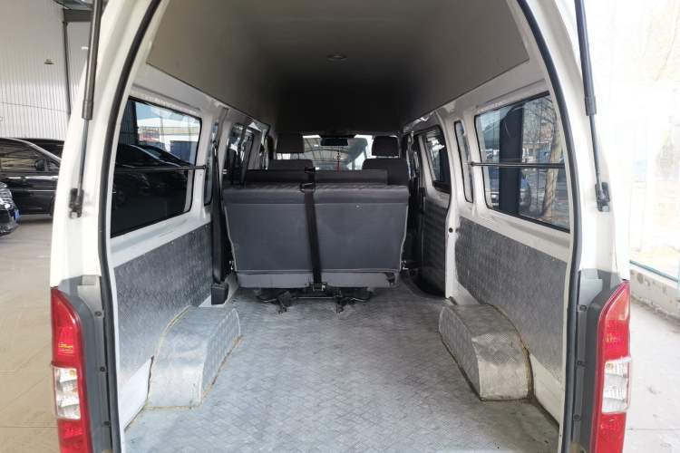 Used Foton Scenic G7 2016 2.0L Commercial Version Long Wheelbase High Roof – 4Q20M