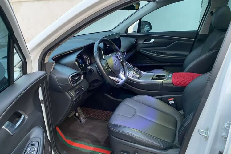 Used Hyundai Santa Fe 2023 Traveler 380T GDi Automatic Two-Wheel Drive GLX Elite Edition
