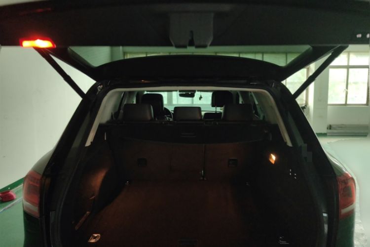 Used Volkswagen Touareg 2017 3.0 TSI Touareg Model Exterior 3